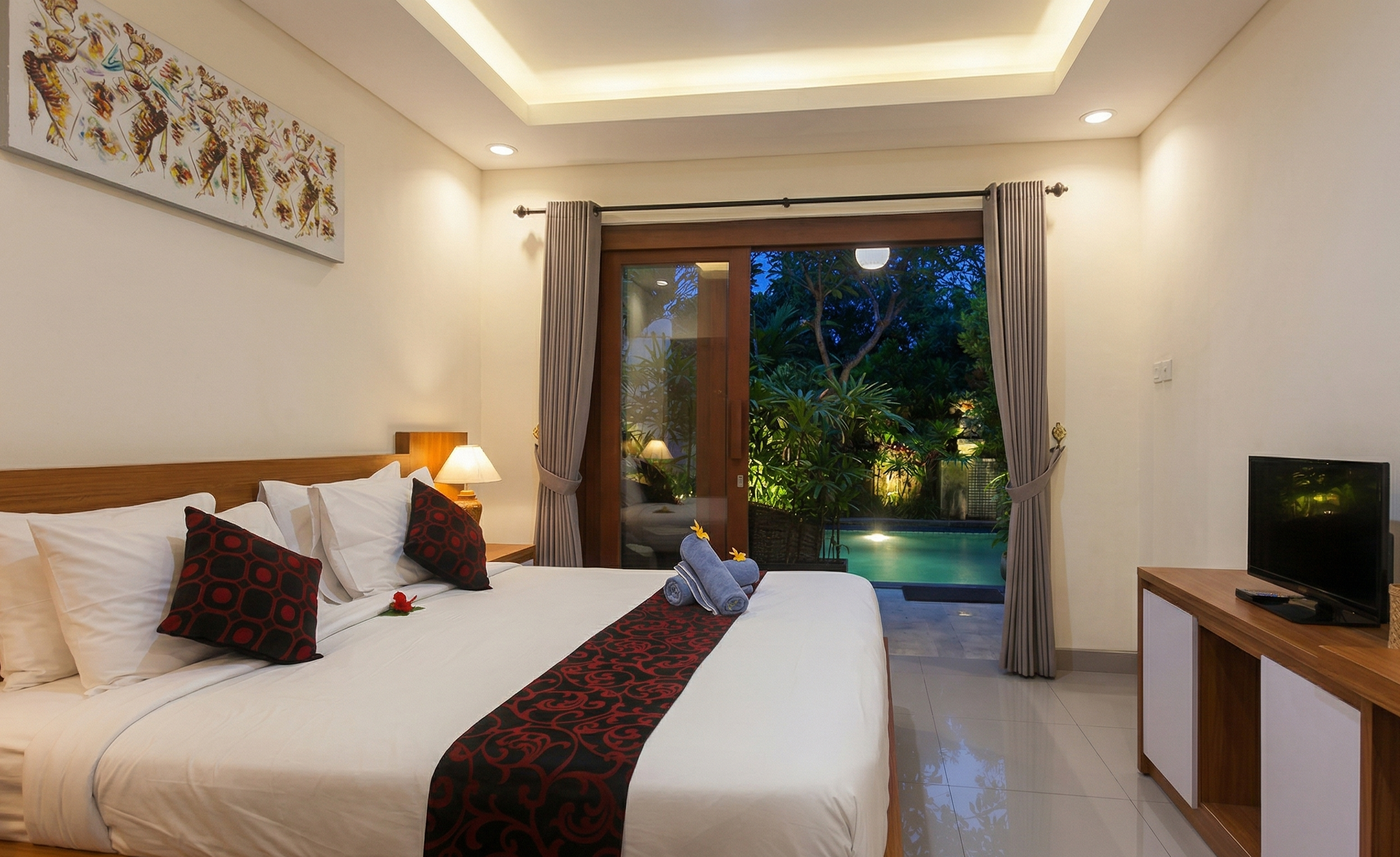 Deluxe Pool Access With Garden View — photo 1