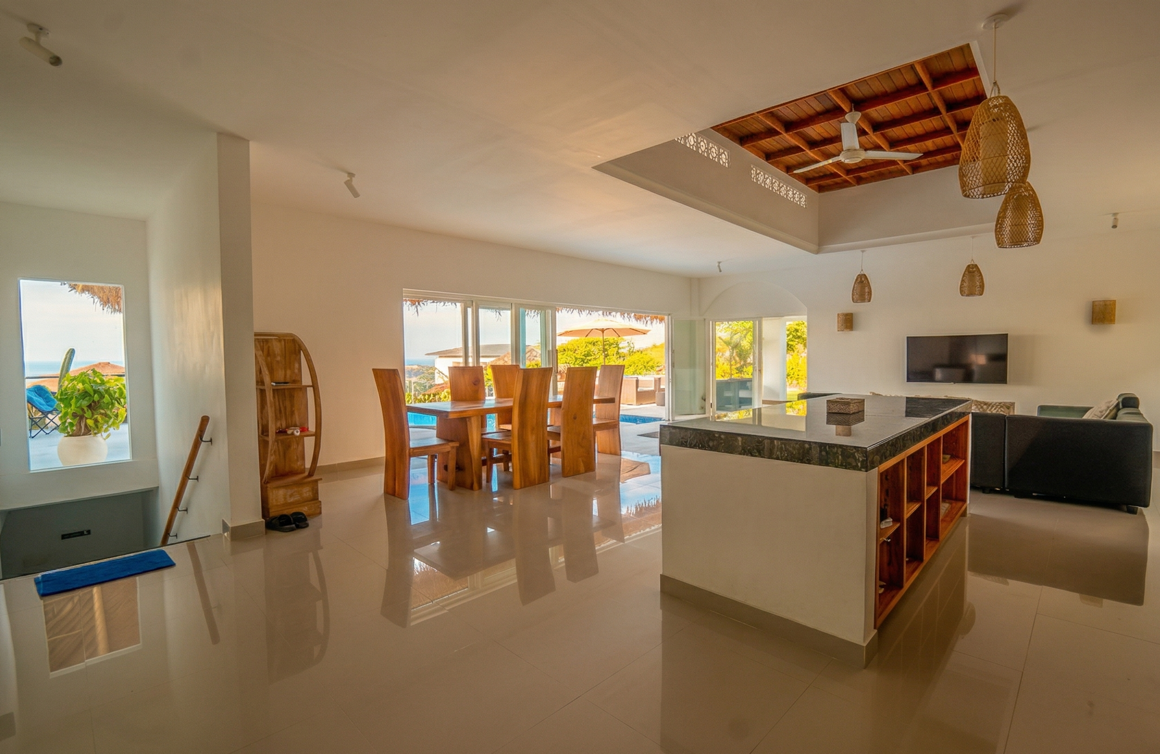 Zoe Luxury Oceanview Villa thumbnail 5